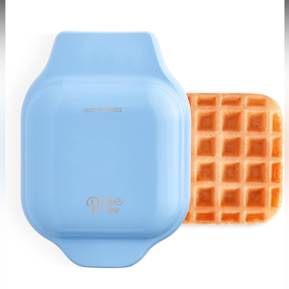 Dash rise mini waffle maker